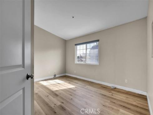 755 N East , Anaheim, CA