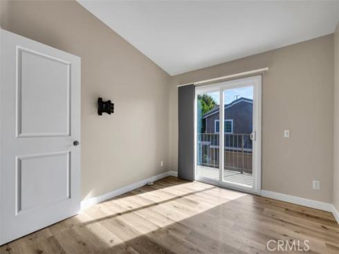 755 N East , Anaheim, CA