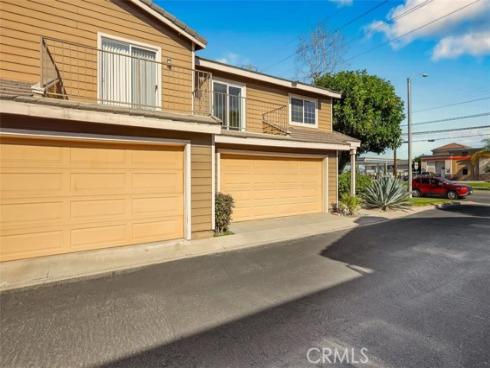 755 N East , Anaheim, CA