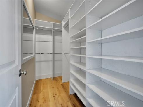 755 N East , Anaheim, CA