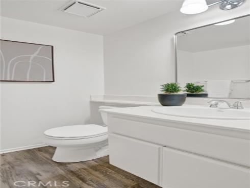 550 N Wake Forest , Anaheim, CA