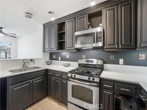 933 S Downey  20 , Anaheim, CA