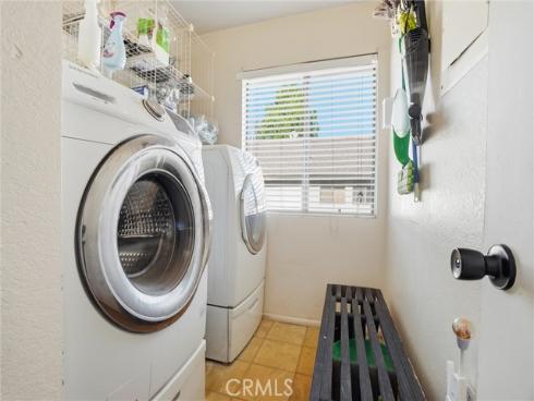 933 S Downey  20 , Anaheim, CA