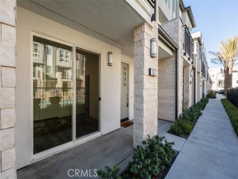 1415 West Cara Drive , Anaheim, CA