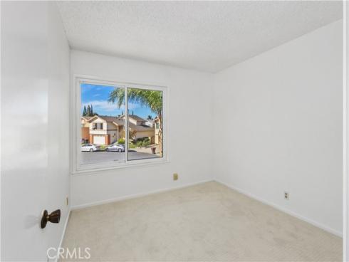 2210 E. Oshkosh Circle , Anaheim, CA