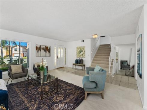 2210 E. Oshkosh Circle , Anaheim, CA