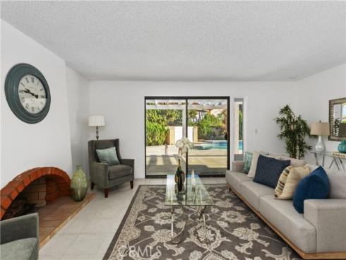 2210 E. Oshkosh Circle , Anaheim, CA