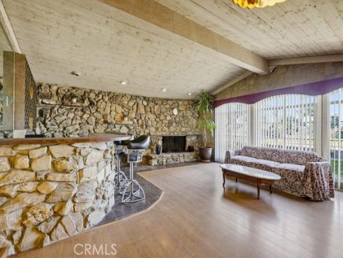 1934 S Robert   Lane, Anaheim, CA