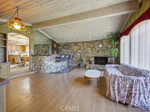 1934 S Robert   Lane, Anaheim, CA