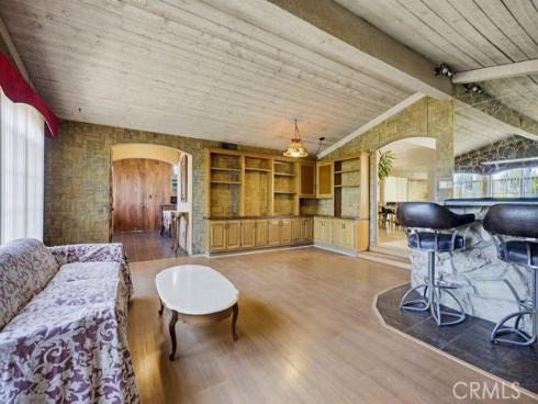 1934 S Robert   Lane, Anaheim, CA