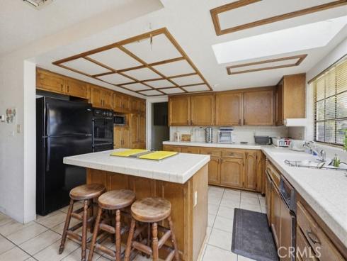 1934 S Robert   Lane, Anaheim, CA