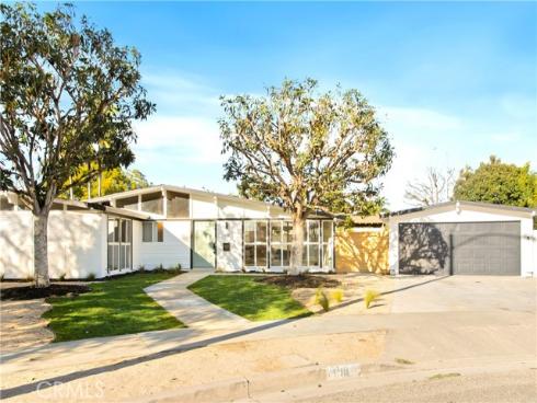 108 S Level  , Anaheim, CA