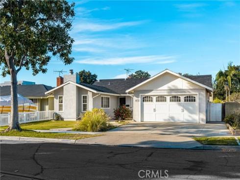 1071 S Avocado Way, Anaheim, CA