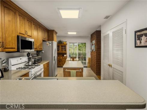 1071 S Avocado Way, Anaheim, CA