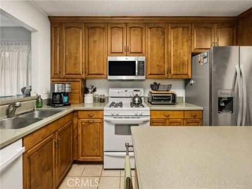 1071 S Avocado Way, Anaheim, CA