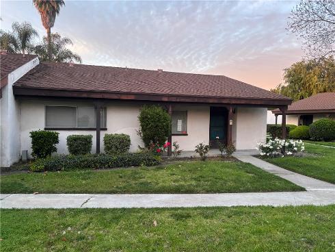 2011 W Katella  , Anaheim, CA