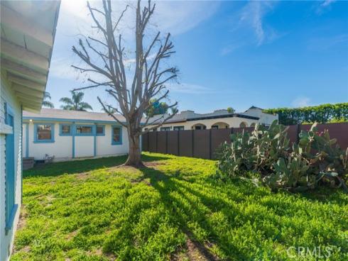 1215 W Center , Anaheim, CA