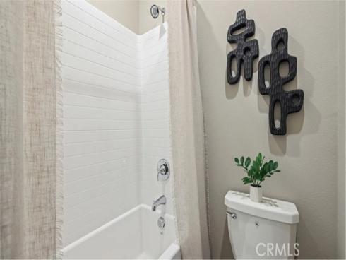 1730 E Park 16 Street, Anaheim, CA