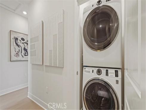 1730 E Park 16 Street, Anaheim, CA