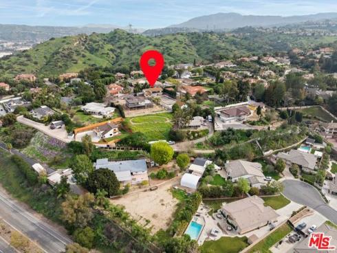 7680 E Eucalyptus Way, Anaheim, CA