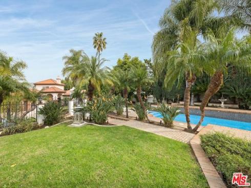 7680 E Eucalyptus Way, Anaheim, CA