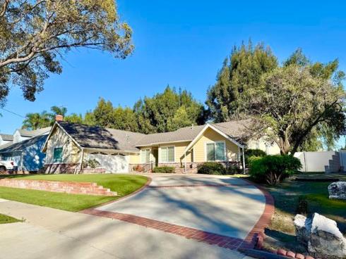 2034 S Flippen Drive , Anaheim, CA