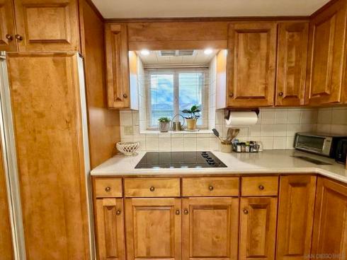 2034 S Flippen Drive , Anaheim, CA