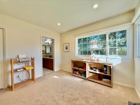 2034 S Flippen Drive , Anaheim, CA