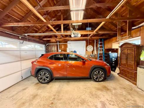 2034 S Flippen Drive , Anaheim, CA