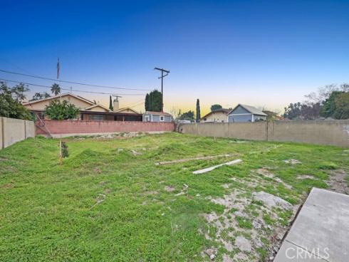 916 N West , Anaheim, CA