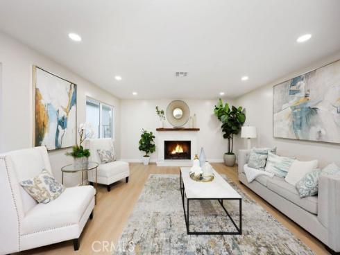 916 N West , Anaheim, CA