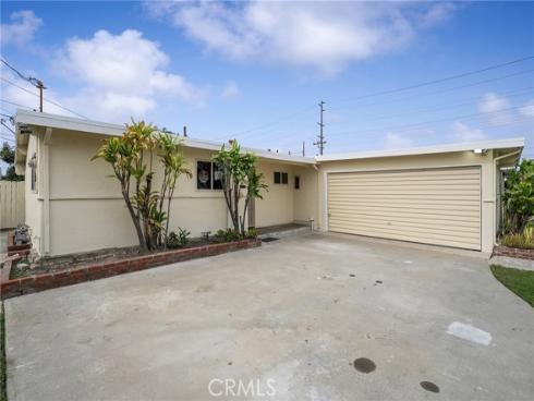 10031 Burgundy , Anaheim, CA