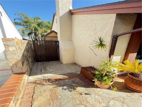 1748 N Oxford   Street, Anaheim, CA