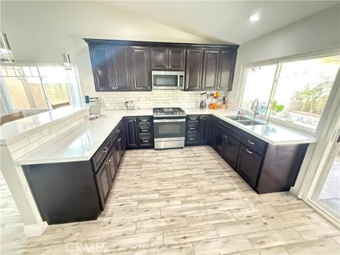 1748 N Oxford   Street, Anaheim, CA