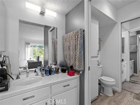 1981 W Bayshore  , Anaheim, CA