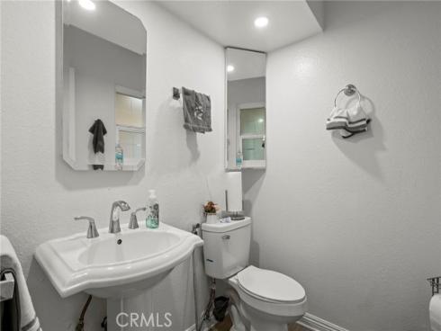 1981 W Bayshore  , Anaheim, CA