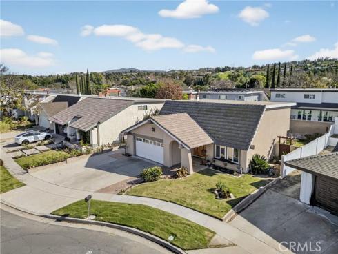 6116 E Paseo Rio Azul , Anaheim, CA