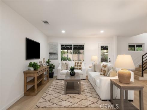 1921 W Clearbrook , Anaheim, CA