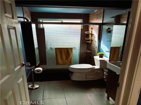 1900 W Glenoaks F , Anaheim, CA