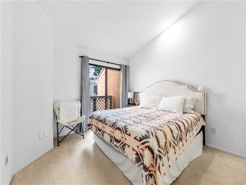 3573 W Greentree Cir C , Anaheim, CA