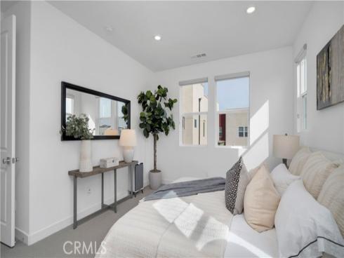 1669 W Lincoln 102 Avenue, Anaheim, CA