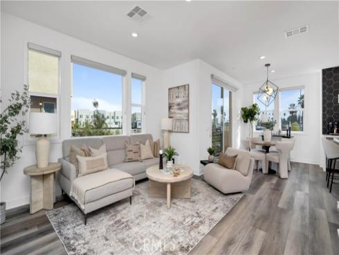 1669 W Lincoln 102 Avenue, Anaheim, CA