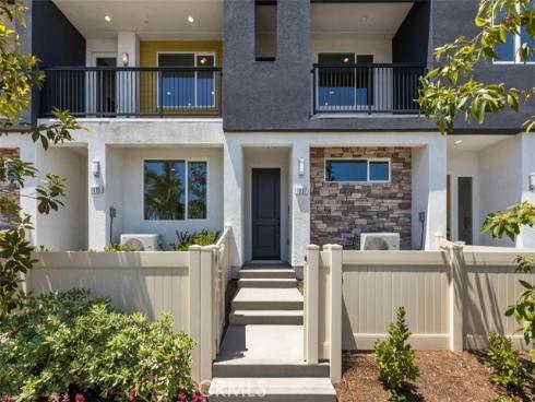 1097 N Harbor   Boulevard, Anaheim, CA