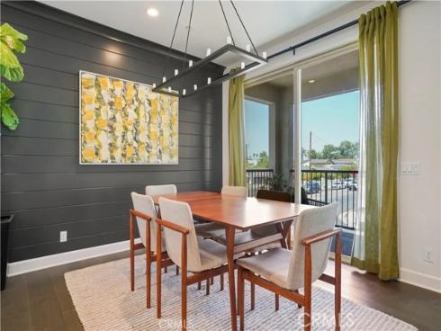 820 E Santa Ana   Street, Anaheim, CA