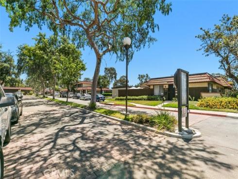 1415 N Greenhaven  , Anaheim, CA