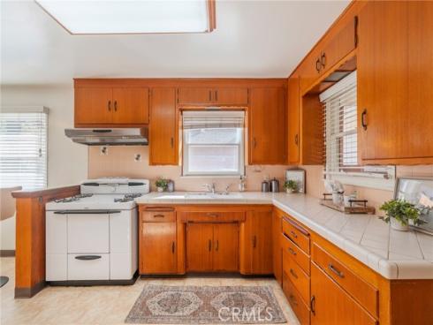 1241 S Walnut  , Anaheim, CA