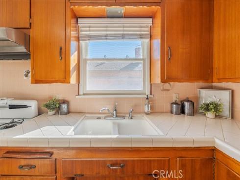 1241 S Walnut  , Anaheim, CA