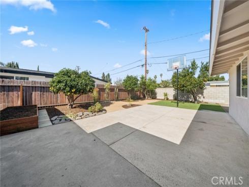 1409 W Dogwood  , Anaheim, CA