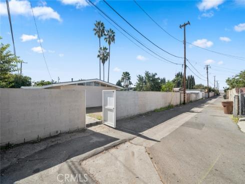 1409 W Dogwood  , Anaheim, CA