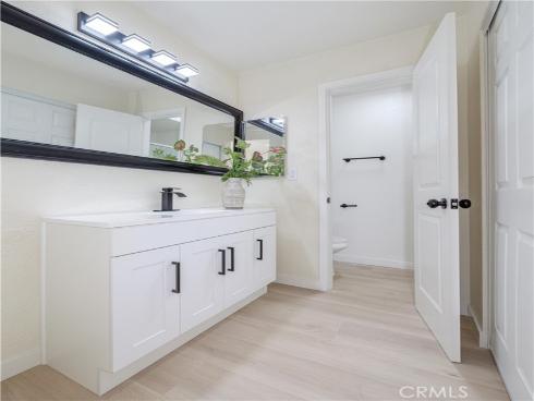 1250 S Brookhurst 1109 , Anaheim, CA